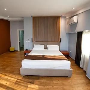 4* فندق Olivar Tirana