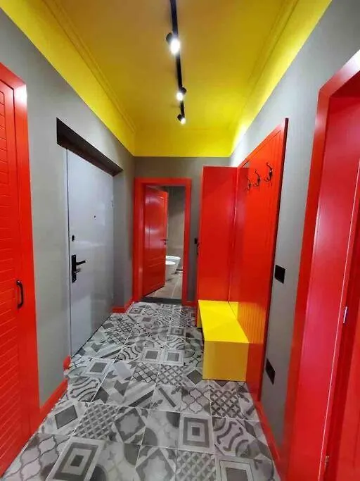 Emoji House Apartment Tirana 0*,